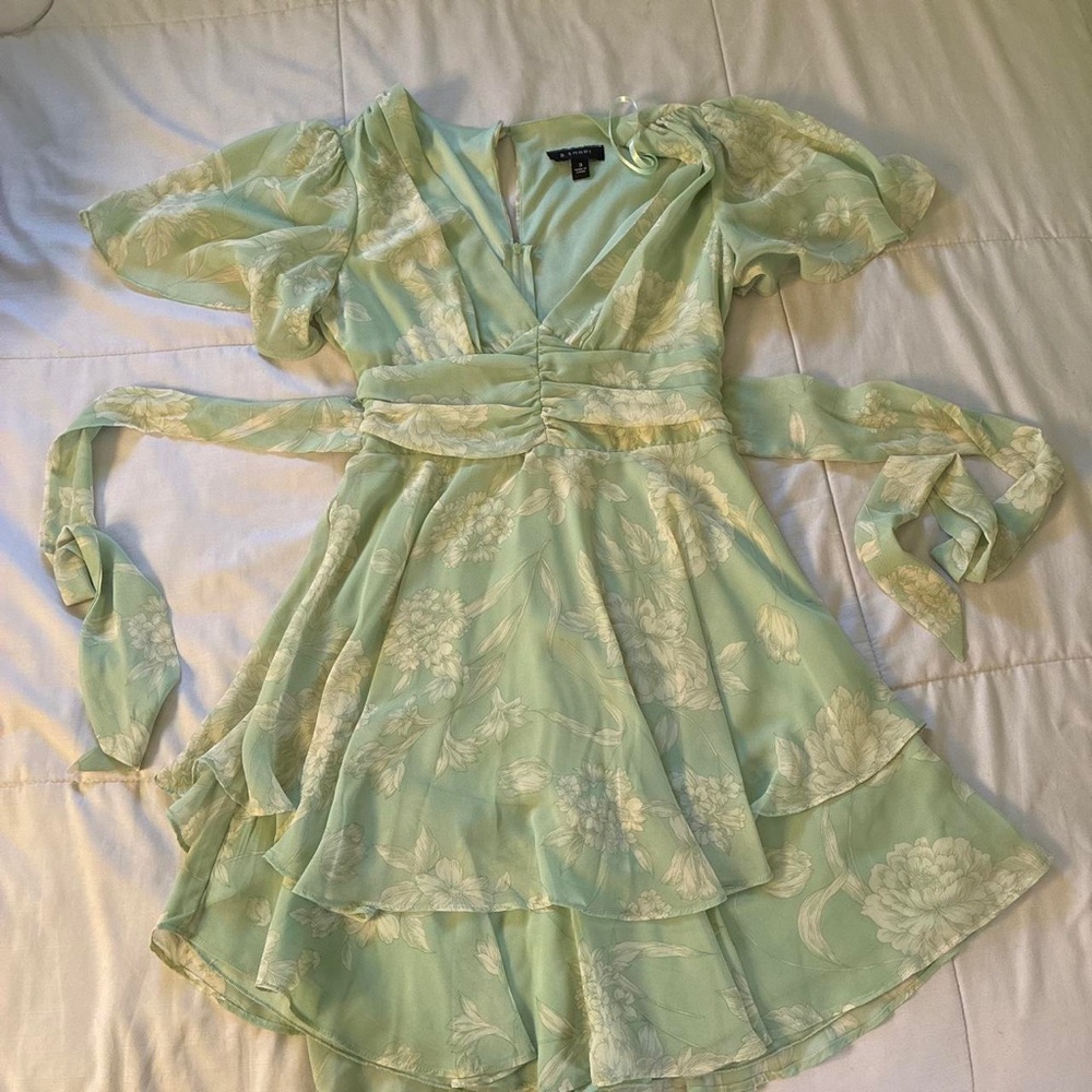 Light Green Floral Wrap Dress - Unknown Brand